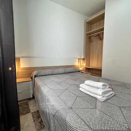 Pension Recogidas Granada Bagian luar foto