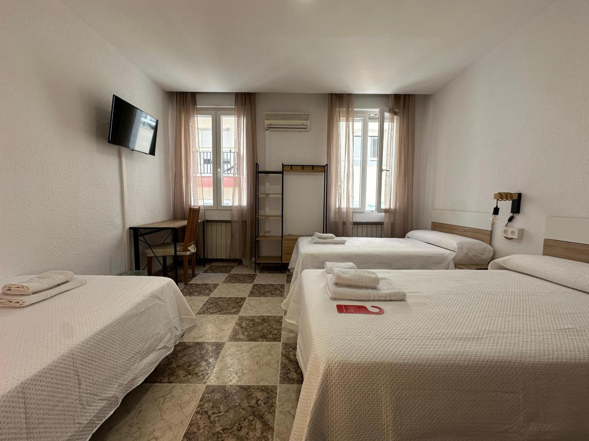 Pension Recogidas Granada Bagian luar foto