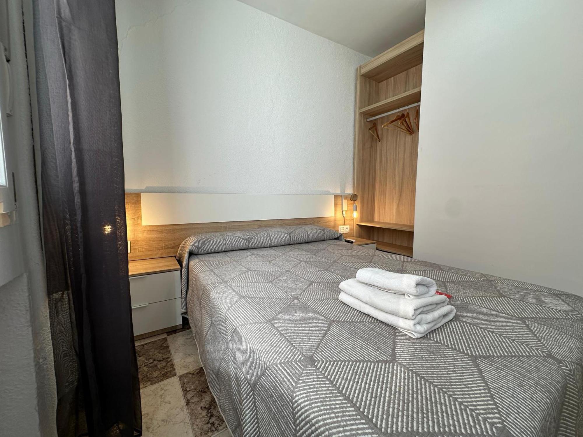 Pension Recogidas Granada Bagian luar foto