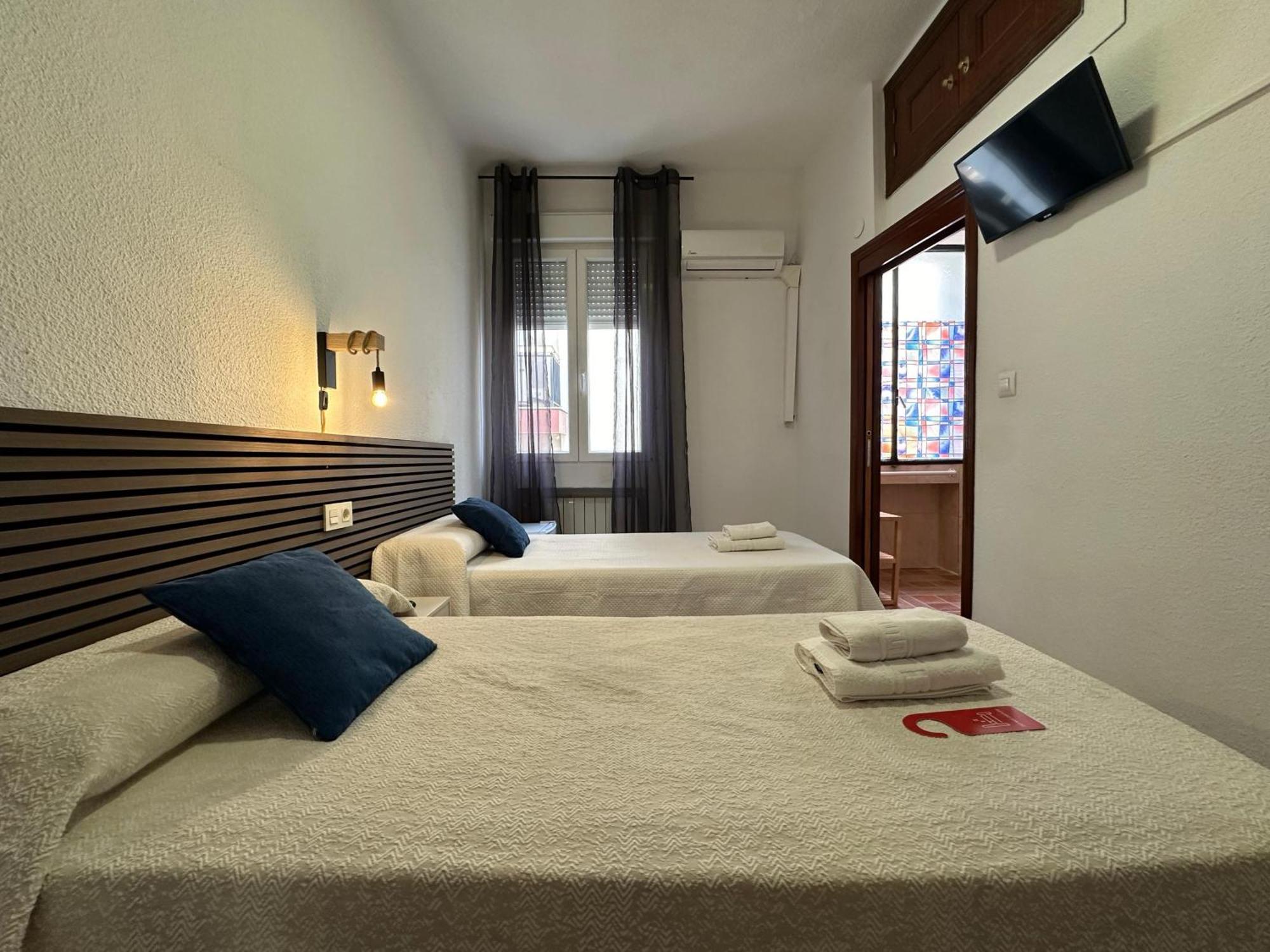 Pension Recogidas Granada Bagian luar foto